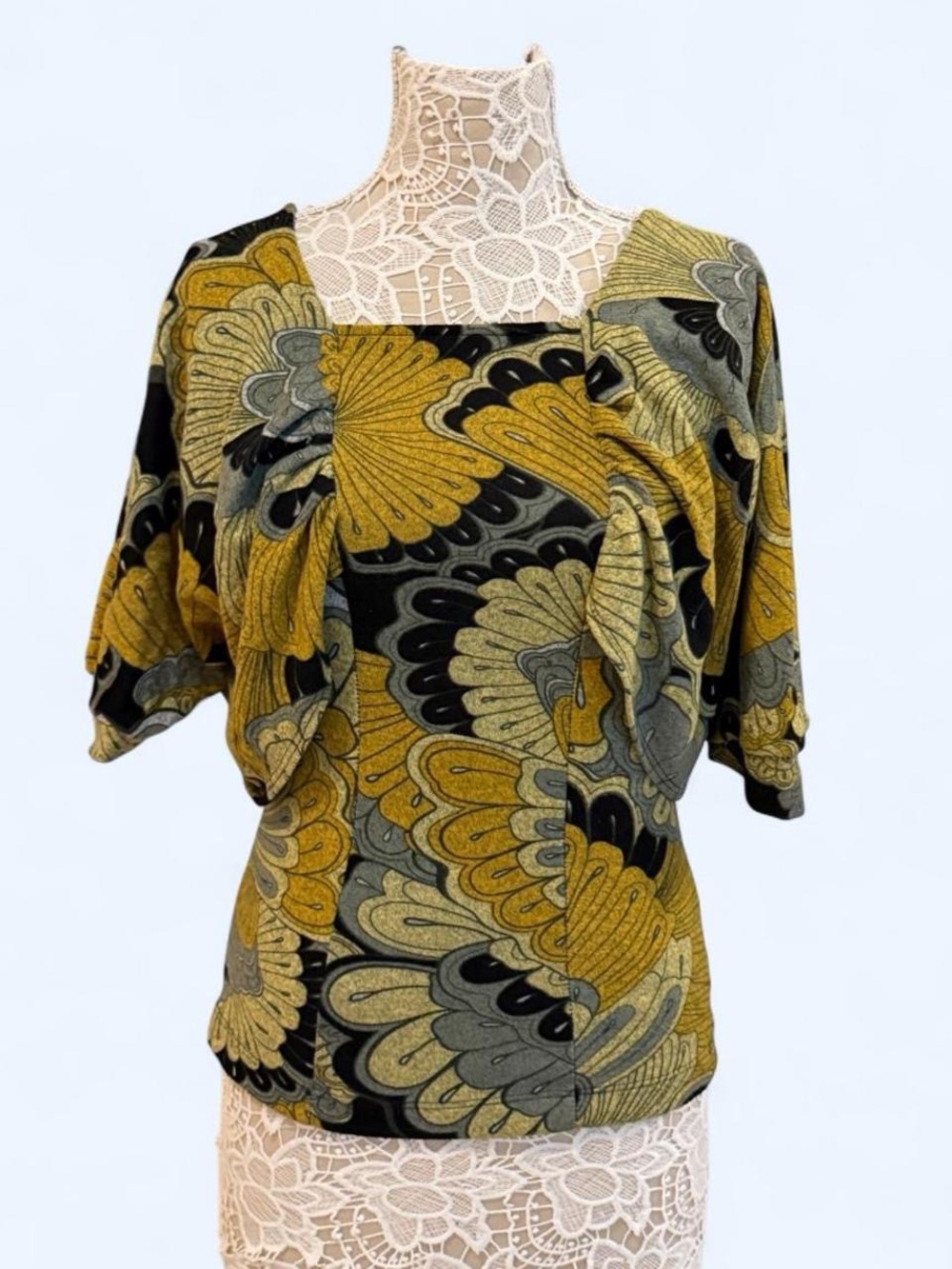 Renee C. Floral-Print Puff Sleeve Top in Mustard, Olive & Black